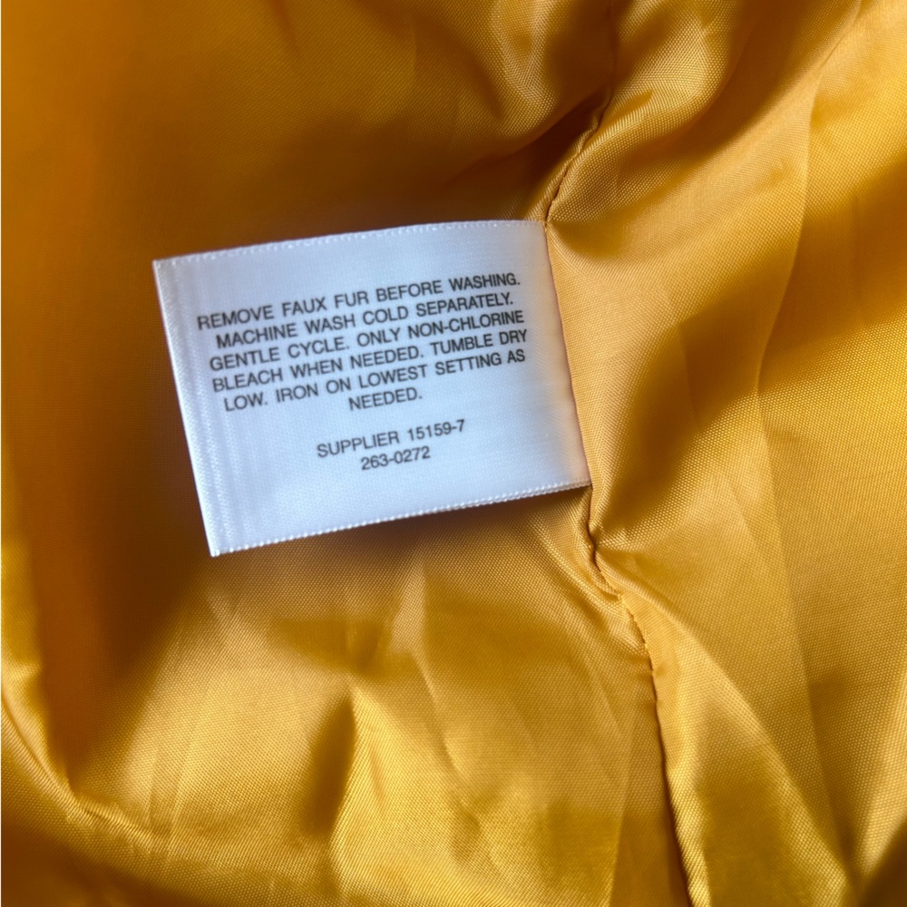NWOT!!! Gorgeous Gold Heavyweight puffer midi jacket . Sz Medium. - Picture 12 of 13